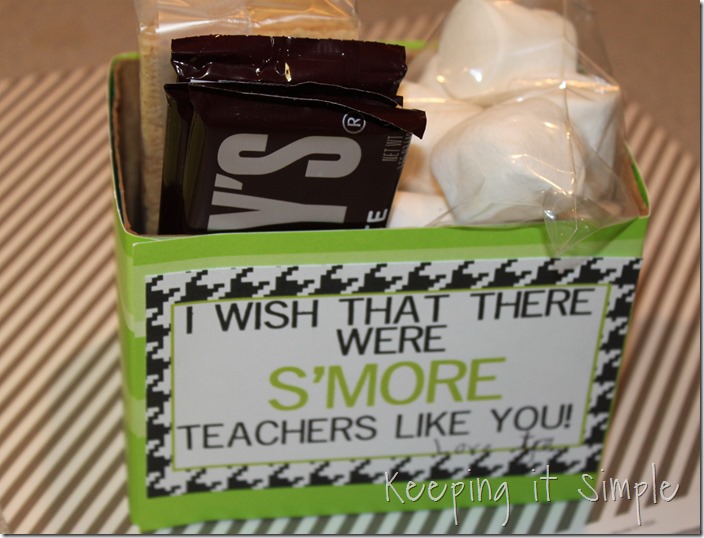 Teacher gifts {free printable} - Keeping it Simple