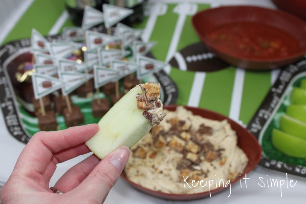 football-game-food-ideas-snickers-blitz-dip-keeping-it-simple
